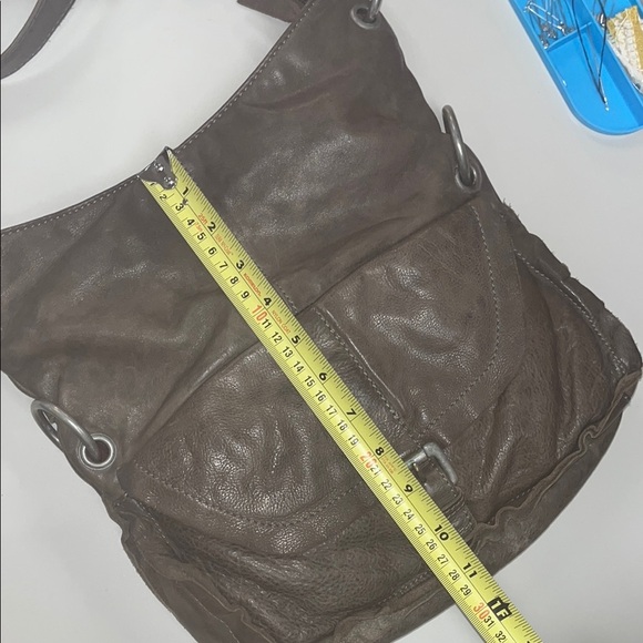 Rock Paper Scissors leather larger cross body bag dark gray/ silver tone preowne - Picture 16 of 16